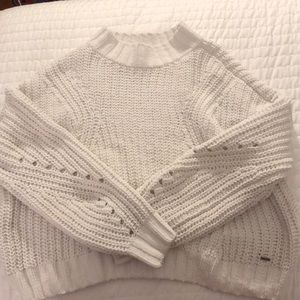 Hollister white cropped chenille sweater